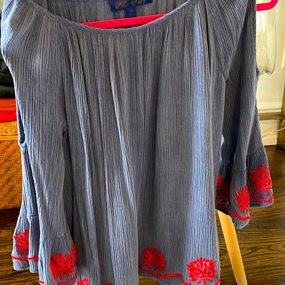Peek a boo shoulder long sleeved blouse